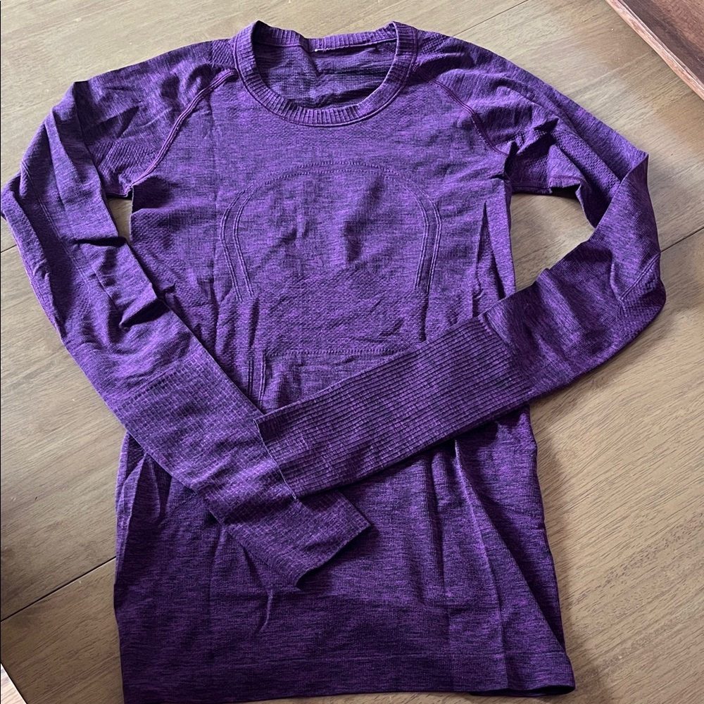 Lululemon, long sleeve swiftly, heathered purple, size 4, excellent condition